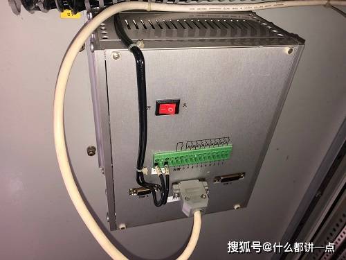 通讯柜静电的危害与消除方法